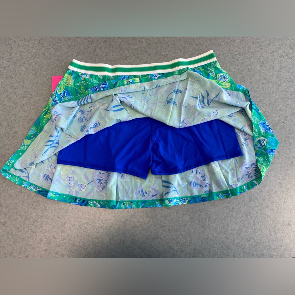 Lilly Pulitzer Luxletic Silvana Skort w/Matching Crossbody - Picture 6 of 12